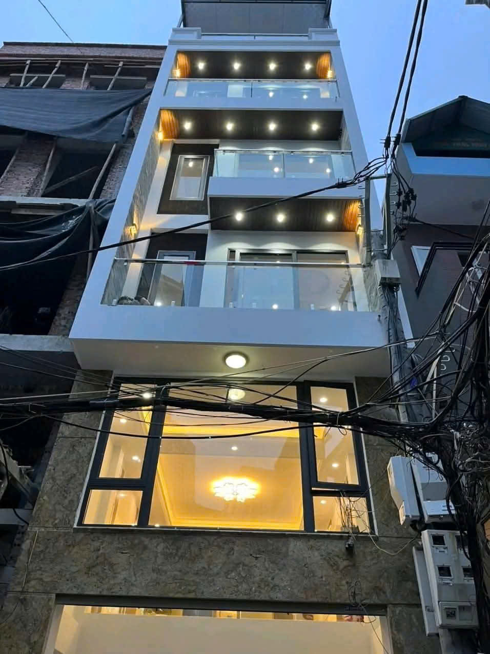 QUAN TÂM NGAY- ĐANG BÁN nhà Mặt Phố Kim Đồng - Giáp Bát - Giải Phóng. 62m 5T, Kinh Doanh. Gara. chỉ - Ảnh 2